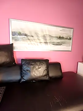 Wolfamara online show from 04/10/26, 01:38