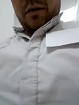 lobo caliente37 online show from 04/13/26, 08:36