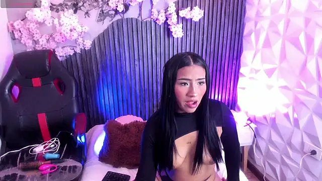 Samara pink  online show from 04/10/26, 04:17