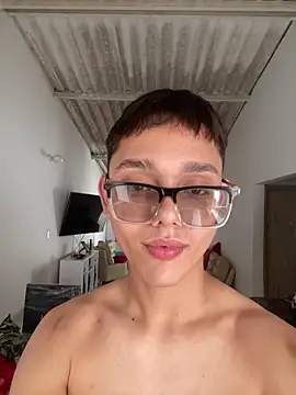 Alex teen 20c online show from 04/09/26, 07:52