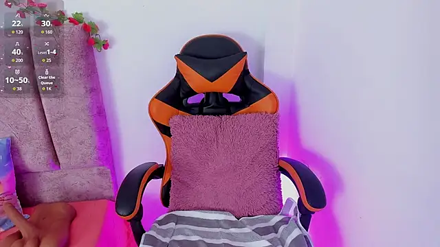 alisson boobs   online show from 04/07/26, 10:20