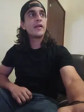 Snapshot of randomzombie27 chatting on 04/04/26, 12:20 randomzombie27 online show from 04/04/26, 12:20