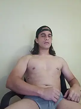 Snapshot of randomzombie27 chatting on 04/15/26, 11:39 randomzombie27 online show from 04/15/26, 11:39