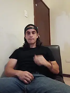 Snapshot of randomzombie27 chatting on 04/16/26, 01:17 randomzombie27 online show from 04/16/26, 01:17