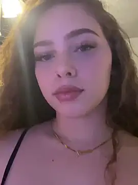 Snapshot of mariex83 chatting on 04/16/26, 02:23 mariex83 online show from 04/16/26, 02:23