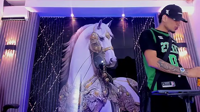 the knights of the night  online show from 06/23/26, 03:48