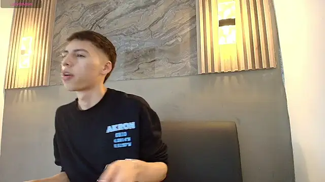 KENNY HANK online show from 04/16/26, 03:51