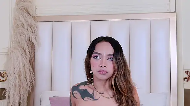 LaraBelmon online show from 06/14/26, 01:36