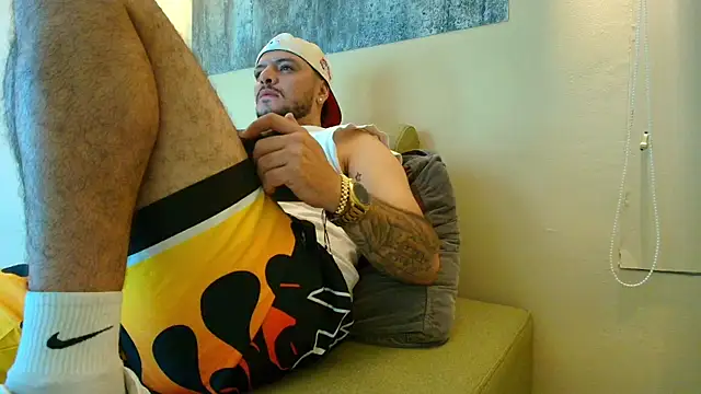 TROY KIRK online show from 04/09/26, 03:28