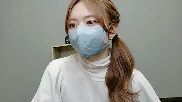 YUA 0425 online show from 05/05/26, 05:54