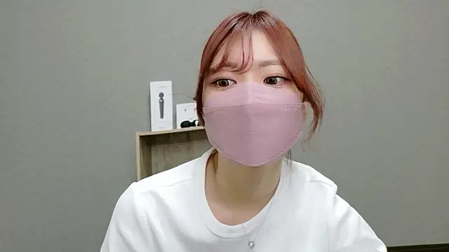 YUA 0425 online show from 05/22/26, 02:40