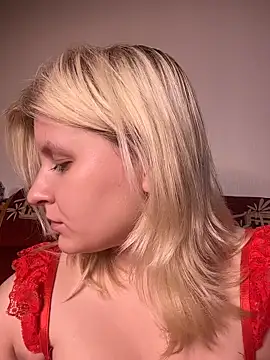 Flora StallSecrets online show from 04/12/26, 04:23