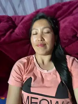 Huonglyna online show from 05/20/26, 02:01