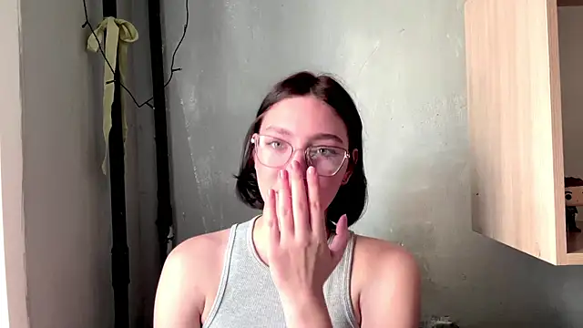 Snapshot of SinfulStarlight chatting on 04/08/26, 05:18 SinfulStarlight online show from 04/08/26, 05:18