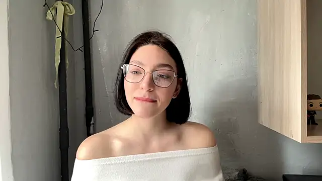 Snapshot of SinfulStarlight chatting on 04/09/26, 07:47 SinfulStarlight online show from 04/09/26, 07:47