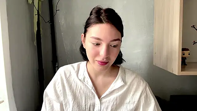 Snapshot of SinfulStarlight chatting on 04/11/26, 05:12 SinfulStarlight online show from 04/11/26, 05:12