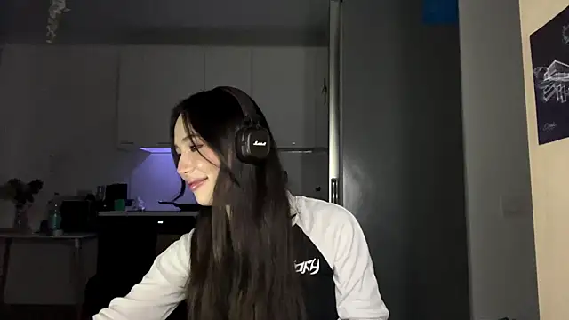 Elizabetswan online show from 04/05/26, 07:33