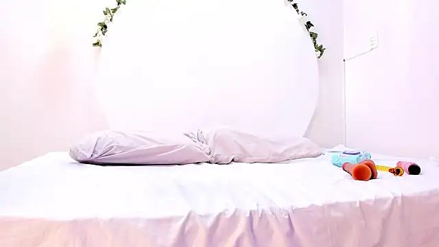 lunaangel22 online show from 04/09/26, 08:58