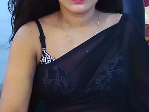 Noor Zarin online show from 04/18/26, 10:41