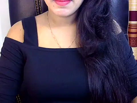 Noor Zarin online show from 05/02/26, 07:52