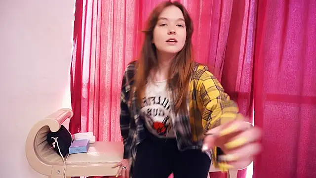 Snapshot of ElbaMarvier chatting on 04/15/26, 09:16 ElbaMarvier online show from 04/15/26, 09:16