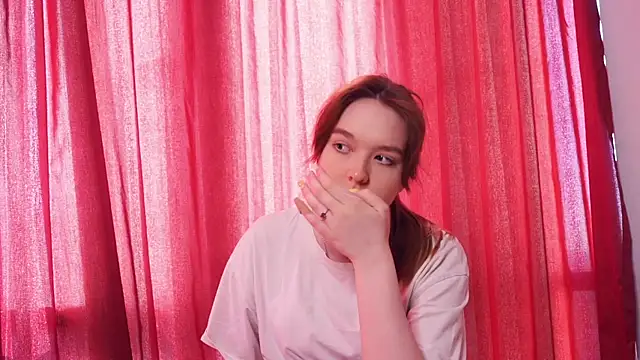 Snapshot of ElbaMarvier chatting on 04/16/26, 07:20 ElbaMarvier online show from 04/16/26, 07:20