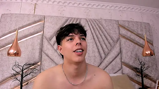 DamiaanXx online show from 07/01/26, 01:45