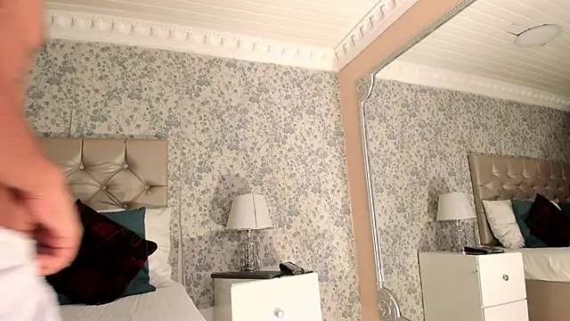 DannTaylor online show from 04/11/26, 12:09