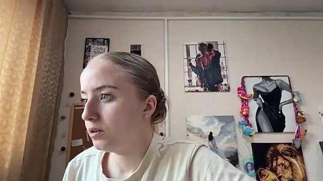 SabinaHaggen online show from 04/15/26, 02:24