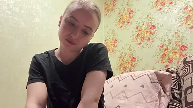 SabinaHaggen online show from 04/16/26, 09:39