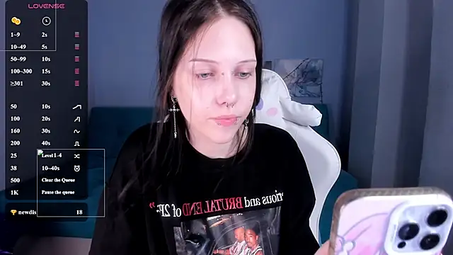 SugarBunny18 online show from 06/12/26, 03:16