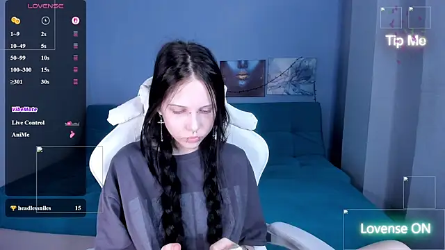 SugarBunny18 online show from 06/18/26, 03:18