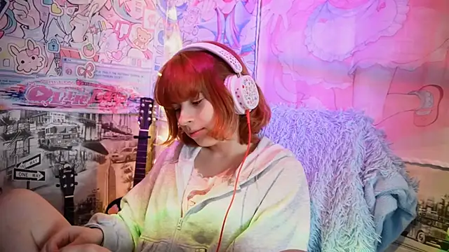 Snapshot of Janet_Vibes chatting on 04/13/26, 03:06 Janet Vibes online show from 04/13/26, 03:06