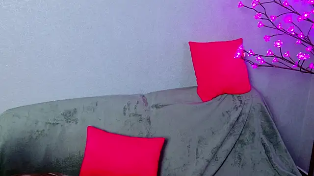 CleoBloom  online show from 04/05/26, 05:10