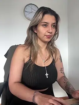 Isabella varella- online show from 04/07/26, 01:00