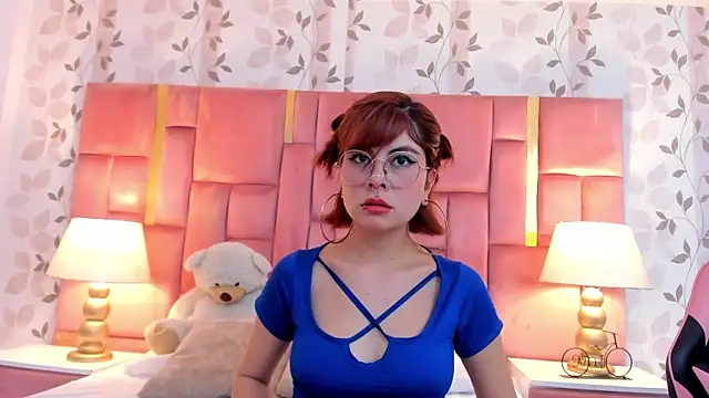 NahiaMendoza online show from 04/08/26, 03:28