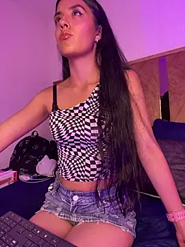 megan pink17 online show from 04/12/26, 03:33