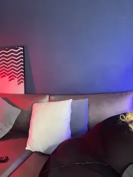 EvangelineLove  online show from 04/07/26, 07:58