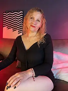 EvangelineLove  online show from 06/01/26, 08:10
