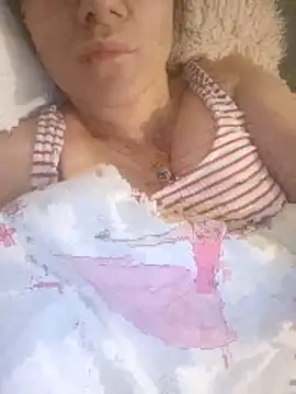 sara 41 online show from 04/15/26, 09:04