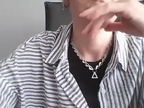 sara 41 online show from 07/13/26, 12:30