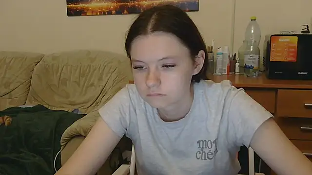 JessicaHolland1 online show from 06/03/26, 07:08
