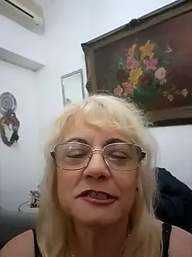 MatureElegantWidow online show from 04/13/26, 11:54