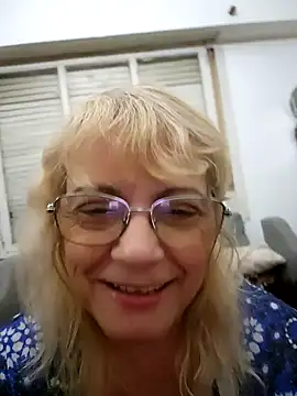 MatureElegantWidow online show from 05/01/26, 02:05