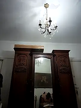 MatureElegantWidow online show from 05/05/26, 12:18