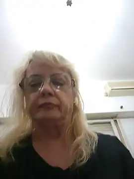 MatureElegantWidow online show from 05/10/26, 12:16
