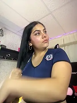 Snapshot of molly_bick chatting on 04/10/26, 03:17 molly bick online show from 04/10/26, 03:17