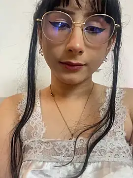 Miaa HarperX  online show from 04/06/26, 10:44