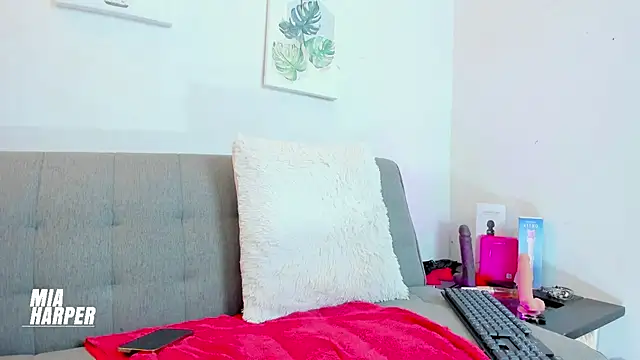 Miaa HarperX  online show from 04/09/26, 11:10