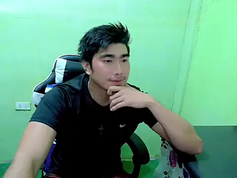 Snapshot of Hunkfireman chatting on 07/02/26, 11:33 Hunkfireman online show from 07/02/26, 11:33